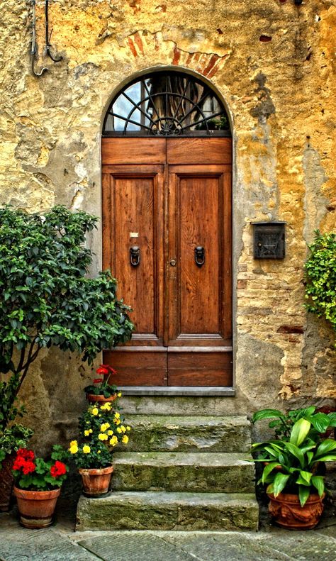 Pienza, Siena, Italy Tuscan Doors, Watercolor Buildings, Architectural Painting, Behind The Green Door, Italian Doors, Open Sesame, Rattan Stool, Italy Landscape, Siena Italy