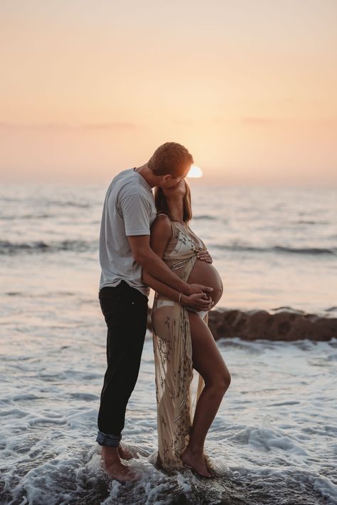 Maternity On Beach, Beach Maternity Photos Couples Sunset, Maternity Pictures Beach Couple, Beach Maternity Photos Mom Only, Pregnant Photoshoot Beach, Pregnant Beach Pictures, Maternity Pictures Beach, Maternity Photoshoot Beach, Pregnant Beach