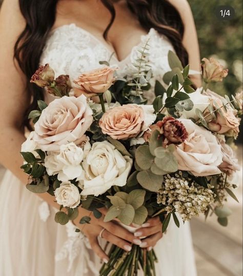 Huge Bridal Bouquet, Wedding Bouquets With Roses, Bridal Bouquet Fall Real Flowers, Neutral Bride Bouquet, Fall Bridal Bouquet November, Neutral Wedding Flowers Centerpieces, Hoco Bouquet, Simple Bridal Bouquet, Champagne Wedding Flowers