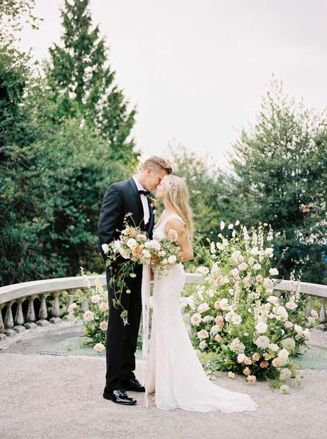 Ceremony Ground Arch, Alter Flowers Wedding, Valencia Wedding, Altar Pieces, Elevated Wedding, Sarah Ward, Beach Wedding Arch, Flower Magic, Sentimental Wedding