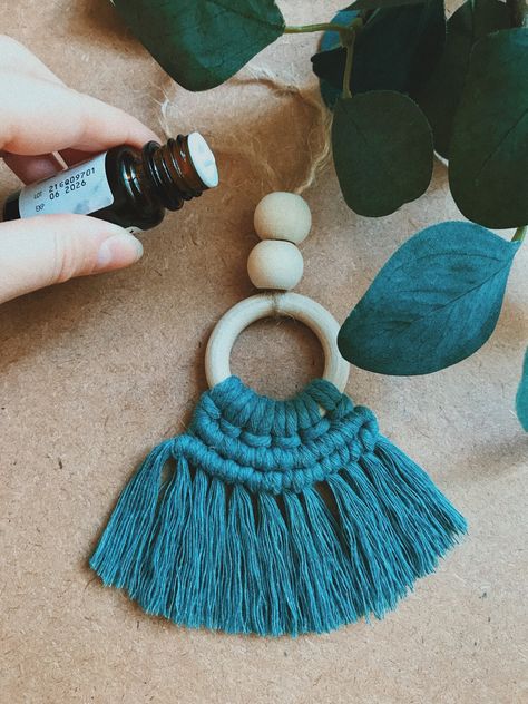 Wooden Ring Crafts Ideas, Wooden Bead Car Diffuser, Lava Bead Car Diffuser Diy, Macrame Oil Diffuser Diy, Macrame Essential Oil Car Diffuser Diy, Macrame Car Diffuser Diy Tutorial, Diy Macrame Car Charm, Wooden Ring Crafts, Macrame Diffuser Diy