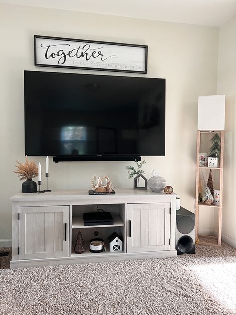 Modern farmhouse home finds for your living room Living Room Inspiration Farmhouse, Tv Stand Decor Living Room, Tv Stand Decor Ideas, Farmhouse Living Room Decor, Tv Stand Decor, Living Room Ideas Farmhouse, Modern Farmhouse Living, Home Decor Finds, Modern Farmhouse Home Decor