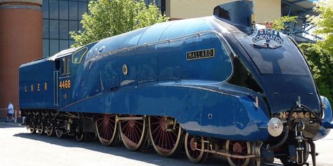 The Speed Record That Will Probably Never Be Broken Steam Trains Uk, National Railway Museum, Abandoned Train, Rail Transport, Railway Museum, Train Art, Old Trains, Train Pictures, Train Engines