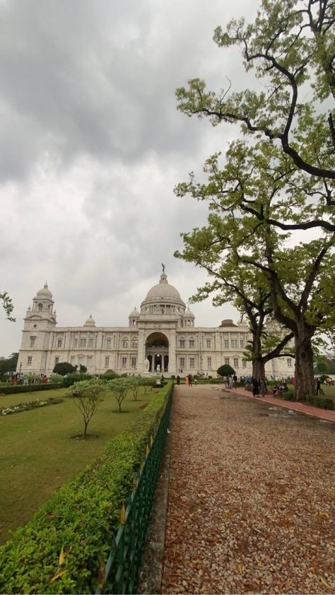 Victoria Memorial Kolkata Photography, Kolkata Snapchat, Kolkata Aesthetic Photography, Kolkata Snap, View Snapchat, Pinterest Captions, Victoria Memorial Kolkata, Kolkata Aesthetic, 90s Heartthrobs