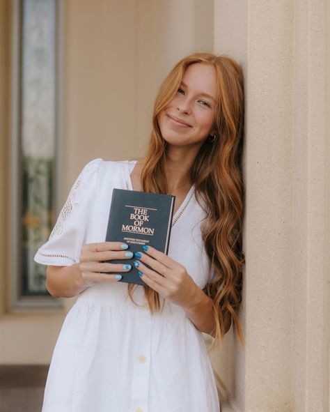 EMMY✨🤍 #mission #missionary #missionaries #calledtoserve #missionaryphotos #missionphotographer Mission Photoshoot, Farewell Poses, Missionary Pose Reference, Mission Outfits, Sister Missionary Pictures, Mission Fits, Missionary Outfits, Mission Pictures, Mission Photos