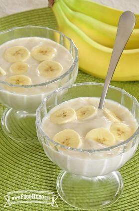 Tofu is good anytime of the day. This Tofu Banana Pudding is a creamy, dreamy dessert #healthydessert #bananas #homemadepudding #tofu Home Made Pudding, Tofu Dessert, Tofu Pudding, Vegan Pudding, Quick Smoothies, Low Fat Desserts, Bariatric Recipes, Vegan Dessert Recipes, Vegan Treats