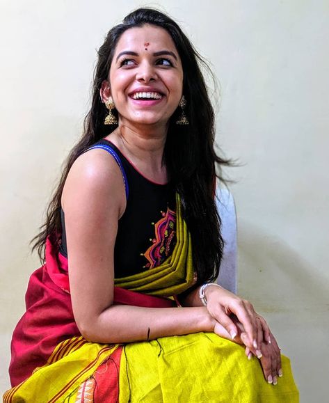 Marathi Actress In Saree, Mitali Mayekar, Actress In Saree, Marathi Actress, Blouse Saree, Better Life Quotes, Image Collection, Saree Blouse, Better Life