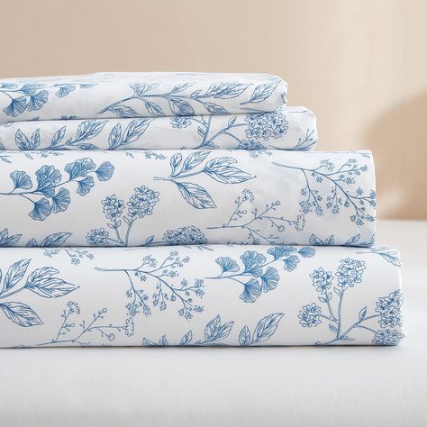 PRICES MAY VARY. EXTRA FIT - blue floral sheet set was made of 100% washed microfiber material,which offers strength and durability with exceptional softness.Experience the ultimate comfort and soft touch with our bed sheets, sleep better and wake up each morning feeling refreshed,this washed microfiber sheets is stronger than cotton with ultra-tight knit,these luxury floral bed sheets won't rip or tear after washing.keep you cool,comfortable,and breathable in all seasons. 4 PIECE SHEET SET - Ex Floral Sheets, Floral Sheet Set, Twin Xl Sheets, Cooling Sheets, King Bed Sheets, Soft Bed Sheets, Blue Sheets, Deep Pocket Sheets, King Sheets