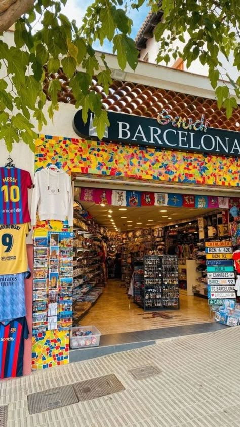 Barcelona Spain Aesthetic, Spain Aesthetics, Barcelona Aesthetic, Wide Leg Overalls, Barcelona Spain Travel, Streetwear Cargo Pants, Spain Aesthetic, Spain Culture, Barcelona Travel