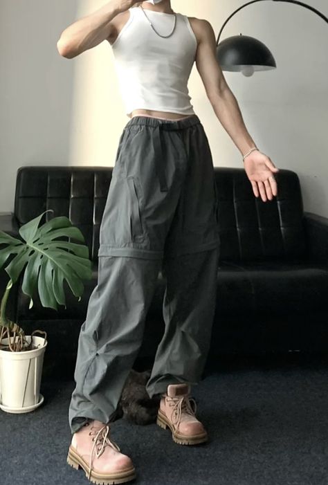 Male Outfit Feminine, Feminine Clothes On Men, Men With Feminine Clothes, Men’s Gym Outfits Aesthetic, Feminine Fashion For Men, Feminine Mens Outfits, Twink Outfit Men Casual, Feminine Boys Style, Male Outfits Aesthetic Casual