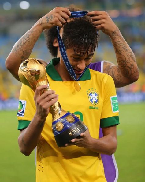 Prime Neymar 🔥 . #neymarjr #neymar #alhilal #njr #championsleague #neymarskills #neymargoals #mbappe #vinijr #vinicius #rodrygo #viniciusjr Prime Neymar, Neymar Jr, Soccer Players, Champions League, Neymar, Football Players, Football, Iphone, Quick Saves