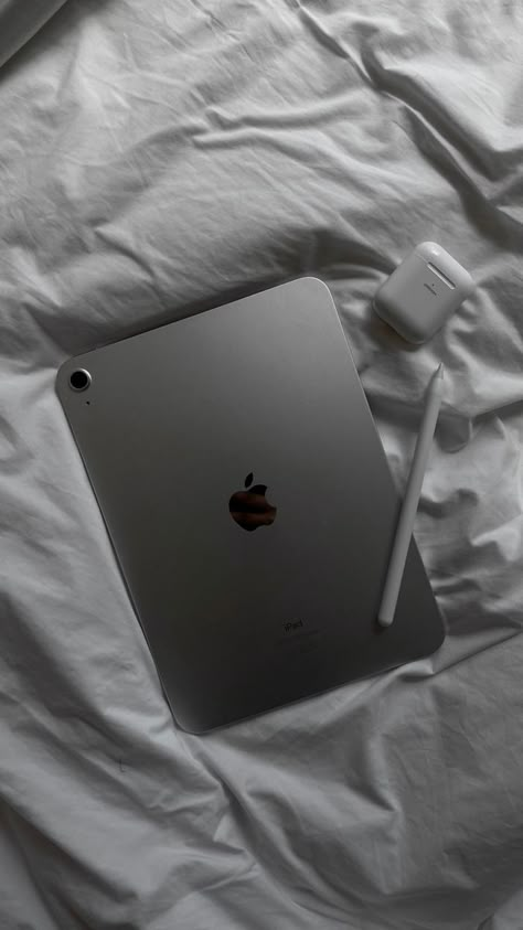 Ipad Air 2024, Ipad Air Aesthetic, Apple Office, Ipad Picture, Apple Packaging, Apple Tablet, Ipad Essentials, Wish Board, I Pad