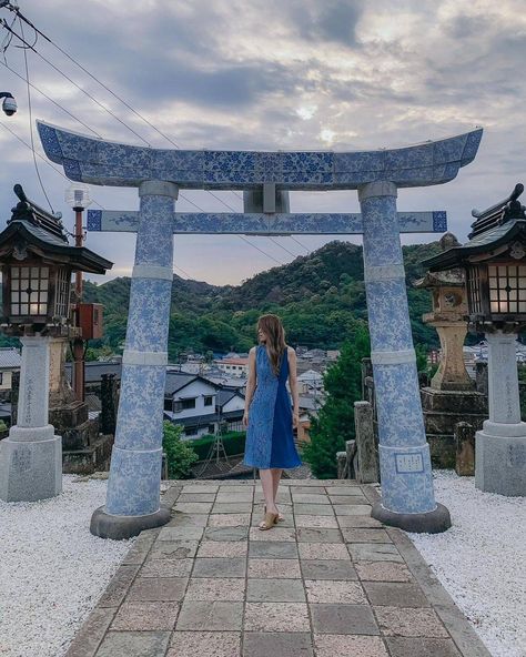 Japan Travel: Think that once you've seen one torii arch you've seen them all? Think again! Th... https://www.alojapan.com/395833/japan-travel-think-that-once-youve-seen-one-torii-arch-youve-seen-them-all-think-again-th/ #Travelgoals, #Visitjapan, #Arita, #Dreamingoftravel, #Dreamnowtravellater, #Ilovejapan, #Japan, #JapanTravel, #Japanfan, #Japangram, #JapanTravel, #Missingjapan, #Missingtravel, #Myjapan, #Porcelain, #Pottery, #Saga, #Sagajapan, #Sagaprefecture, #T Saga Japan, Porcelain Pottery, Visit Japan, Think Again, 2024 Vision, Travel Goals, Japan Travel, Pilots, Marina Bay Sands