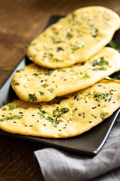 Gluten Free Naan Bread, Protein Filled Snacks, Gluten Free Naan, Naan Flatbread, Vegan Bread Recipe, Vegan Richa, Cookies Gluten Free, Naan Recipe, Vegan Bread