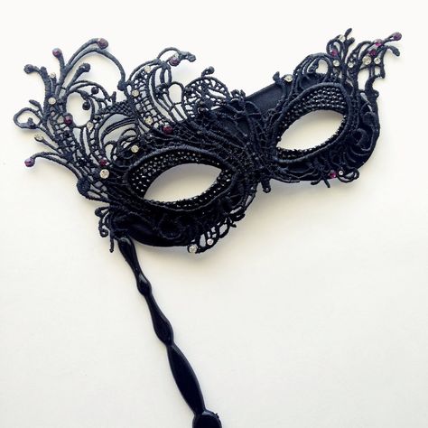 Mask of the day ~ Stick mask with Butterfly lace overlay studded in black, crystal and deep amethyst crystals. Aesthetic Mascara, Masquerade Mask With Stick, Maskerade Mask, Masquerade Ball Prom, Fancy Mask, Die Cut Cards Ideas, Lace Masquerade Mask, Pagan Inspiration, Masquerade Mask Black