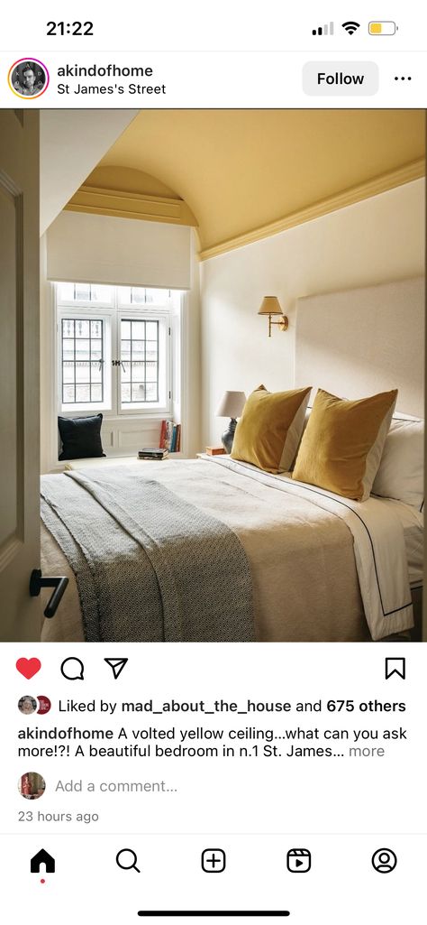 Eco Sofa, Yellow Ceiling, Mad About The House, Two Tone Paint, Black And White Tiles, Vintage Interiors, Painted Ceiling, Elegant Interiors, St James