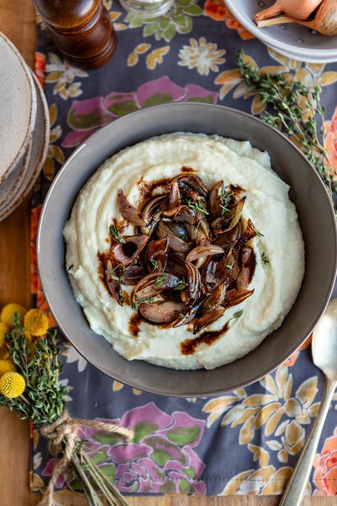 This celeriac puree is topped with savory roasted shallots for a show-stopping side dish. It makes a great alternative to mashed potatoes for Thanksgiving! Celery Puree, Mashed Potatoes For Thanksgiving, Celeriac Puree, Roasted Vegetables Balsamic, Celeriac Recipes, Balsamic Vegetables, Shallots Recipe, Recipes Autumn, Celery Root Puree