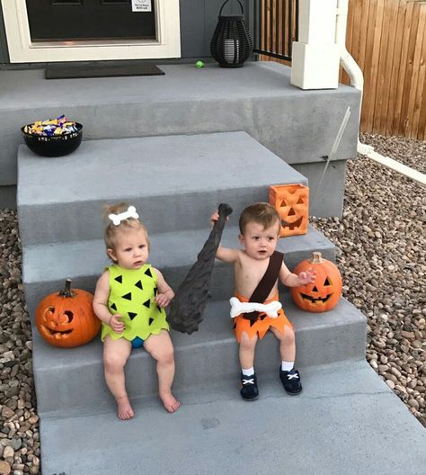 Cutest Halloween Costumes, Boys Halloween Costumes Diy, Sibling Halloween Costumes, Toddler Boy Halloween Costumes, Halloween Costume Toddler Girl, Twin Halloween, Twin Halloween Costumes