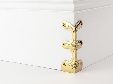 Our Skiffers corner protectors are beautiful solid brass castings designed to prevent damage to skirting boards and wall corners. Skiffers Corner, Brass Corner Protectors, Brass Corners, Stair Rods, Millwork Details, Floor Molding, Extension Designs, Floor Trim, Skirting Boards