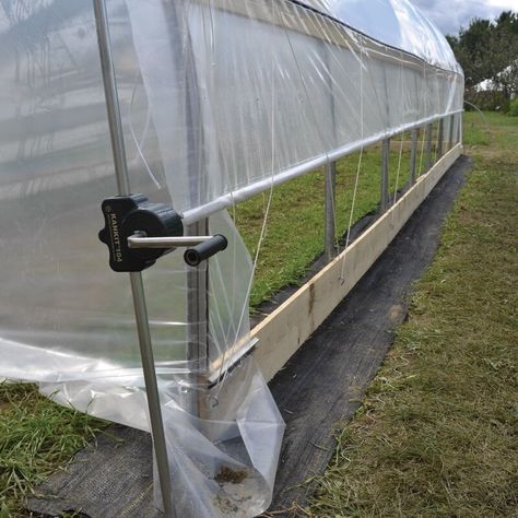 Invernaderos Ideas, Hoop Greenhouse, Pvc Greenhouse, Diy Greenhouse Plans, Aquaponics Fish, Agriculture Machinery, Build A Greenhouse, Hot House, Greenhouse Growing