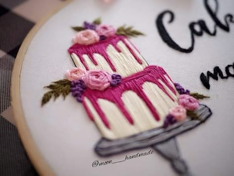 Cake Embroidery Designs, Embroidery Clock, Cake Embroidery, Ring Embroidery, Food Embroidery, Embroidery Hoop Decor, Etsy Embroidery, Embroidery Hoop Art Diy, Basic Hand Embroidery Stitches