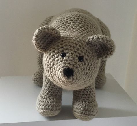 Free Bear Amigurumi Crochet Pattern Brown Bear Crochet Pattern, Crochet Teddy Bear Pattern Free No Sew, Crochet Polar Bear Pattern Free, Crocheted Teddy Bear, Bear Patterns Free, Bear Amigurumi, Crochet Bear Patterns, Crochet Plushies, Crochet Hack