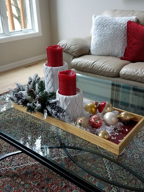 Christmas Center Table Ideas, Center Table Living Room Christmas Decor, Coffee Table Christmas Decor Trays, Christmas Coffee Table Decor Living Rooms, Christmas Coffee Table Centerpieces, Christmas Decor Coffee Table, Christmas Coffee Table Decor Trays, Coffee Table Christmas Decor Ideas, Coffee Table Christmas Decor