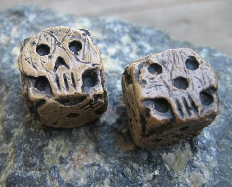 Oogie Boogie Dice, Skull Dice, Wood Carving Art Sculpture, Custom Dice, Gaming Dice, Spooky Home Decor, Tile Games, Oogie Boogie, Cast Stone