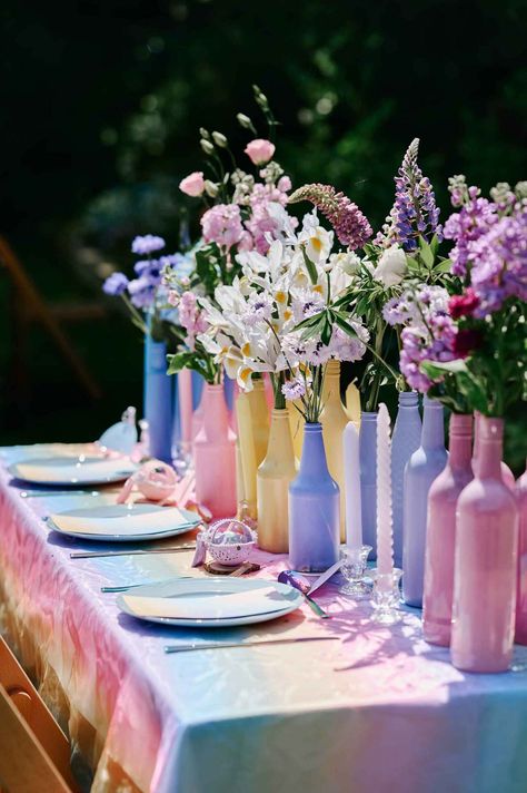 Vibrant Wedding Cake, Rainbow Wedding Ideas, Pastel Rainbow Wedding, Pastel Wedding Centerpieces, Rainbow Wedding Decorations, Rainbow Wedding Theme, Pastel Wedding Decorations, Pastel Wedding Theme, Pastel Theme