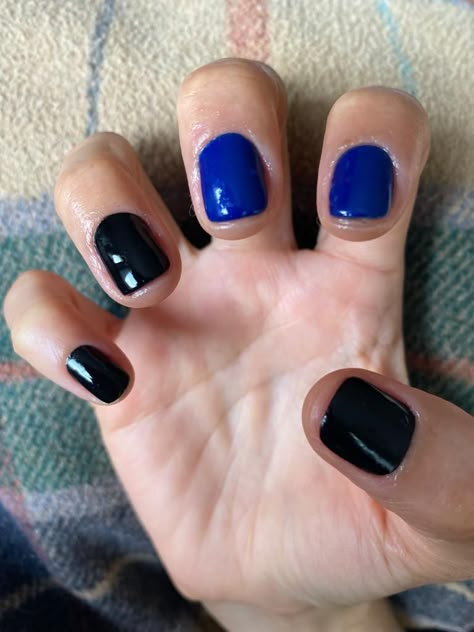 Nail Polish Ideas Simple, Gel Manicure Ideas For Short Nails, Gay Nails, Nail Polish Ideas Easy, Black And Blue Nails, Black Nails Short, Long Natural Nails, Nail Color Combos, Grunge Nails