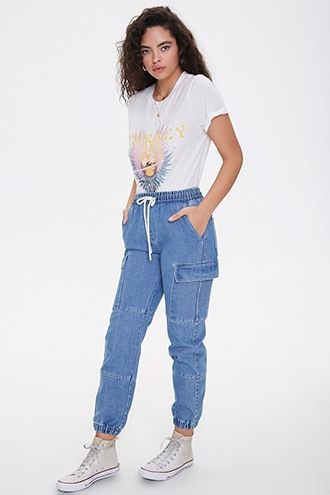 Cargo Joggers Outfits Women, Denim Joggers Outfit, Cargo Joggers Outfits, Cargo Jeans Outfit, Joggers Outfit Women, Joggers Women, Simple Wardrobe, Joggers Outfit, Denim Cargo