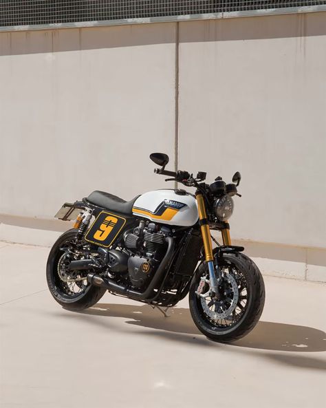 Triumph Thruxton 1200 R, Speed Twin 1200, Triumph 1200, Triumph Speed Twin, Triumph Street Scrambler, School Cafe, Triumph Street Twin, Bike Shops, Street Scrambler