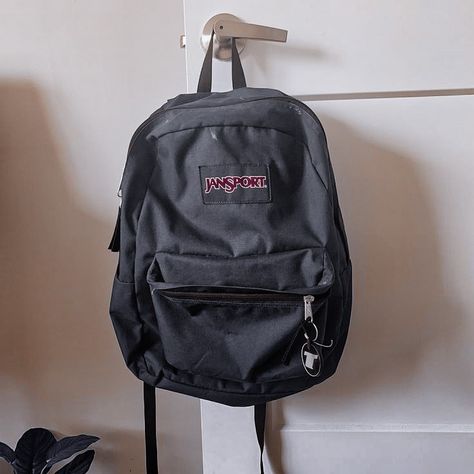 Navy Blue Jansport, Blue Jansport Backpack, Best Bullet Journal Pens, Spider Man Aesthetic, Jansport Backpacks, Mochila Jansport, Edc Backpack, Aesthetic Backpack, Tech Backpack