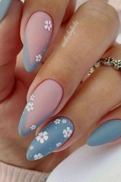 Colorful Nails, Flower Nail Designs, Casual Nails, Almond Acrylic Nails, Pink Nail, Elegant Nails, Classy Nails, Pretty Acrylic Nails, Floral Nails