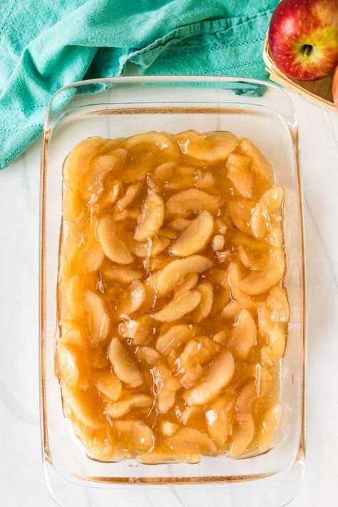 Cake With Apple Pie Filling, Apple Pie Dump Cake, Apple Poke Cake, Slow Cooker Apple Crisp, Apple Dump Cake, Chocolate Poke Cake, Classic Apple Pie, Apple Dump Cakes, Boxed Cake