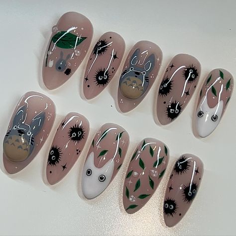 🌱totoro n friends, for @sophilicity recent trip 🫶🏼 ˚ʚ♡ɞ˚custom pressons˚ʚ♡ɞ˚ 🏷 #nails #eastldnnails #londonnails #gelxnails #biabnails #nailart #totoronails #ghiblinails #ghibliart #kawaiinails #3dnails #totorolover #animenails #pressonnails #pressons #pressonnailslovers #ghibli Totoro Nails Studio Ghibli, Dandadan Nails, Chihiro Nails, Shinobu Nails, Totoro Nail Art, Studio Ghibli Nail Art, Totoro Nails, Studio Ghibli Nails, Ghibli Nails