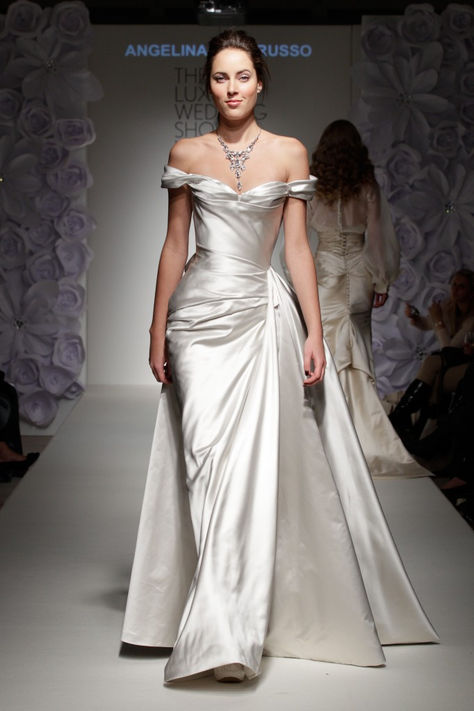 The breathtaking silk Gabriella wedding dress by Couture bridal designer Angelina Colarusso is a vision of Hollywood Glamour. Featured on the catwalk at The Luxury Wedding Show London. Elegant and glamorous, perfecting the art of creating unforgettable gowns that are as timeless as they are distinctive. #corseted #elegantbride #glamorousbride #maturebride #curvybride Angelina Colarusso, Couture Designers, Greater London, Designer Wedding, Wedding Dress Inspiration, Gorgeous Gowns, Bridal Designs, 2000s Fashion, Bridal Couture