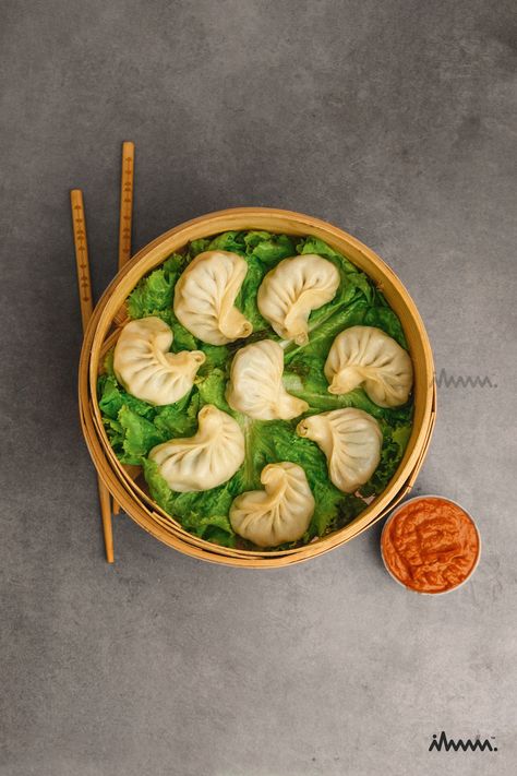 Momos Photoshoot, Fried Momos Food Photography, Asian Fusion Food Photography, Dimsum Food Photography, Chicken Feet Dimsum, Chicken Momos, Steamed Momos, Steamed Chicken, Insta Post