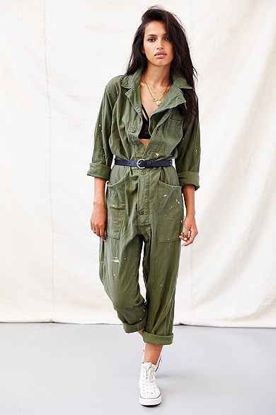 Urban Renewal Union Suit Jumpsuit Jean Romper Outfit, Mechanic Clothes, Shorts Romper Outfit, Union Suit, Suit Jumpsuit, Urban Outfitters Jeans, Boiler Suit, Green Jumpsuit, Urban Renewal