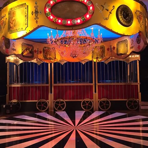 Love these bar circus cages and the drop down ceiling over the dance floor.  Todd Events - designer Circus Cage, Circus Core, Anna Boleyn, Drop Down Ceiling, Down Ceiling, Circus Lights, Carnival Tickets, Circus Aesthetic, Circus Acts