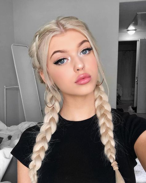 1m Likes, 23.4k Comments - Loren Gray (@loren) on Instagram: “hello braids” Two Braid Hairstyles, French Braids, Loren Gray, Long Blonde, Long Blonde Hair, Box Braids Hairstyles, African Hairstyles, French Braid, Grunge Hair