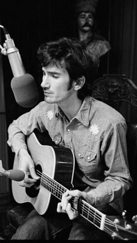 TOWNES VAN ZANDT Pam Hardy, Phil Ochs, Gillian Welch, Lyle Lovett, Andrew Bird, Townes Van Zandt, Emmylou Harris, The Cramps, Louise Brooks