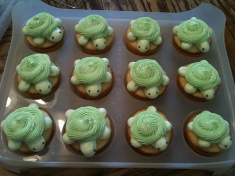 Simple Cute Cupcakes, Cupcakes Baby Shower, Turtle Cupcakes, Pastel Cupcakes, Cute Turtle, Cute Baking, Tasty Baking, Cute Birthday Cakes, Food Recepie