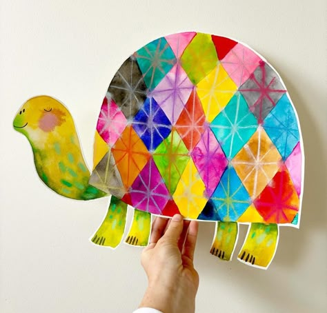 Reptiles And Amphibians Preschool Crafts, Multi Media Art Projects, Rainbow Project, Elementary School Art, 2nd Grade Art, Preschool Projects, Paper Collage Art, Preschool Arts And Crafts, Artists For Kids