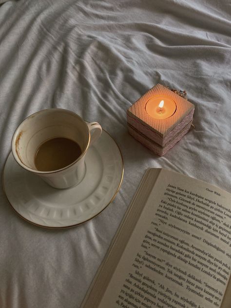 #reading #books #aesthetic #bookstorebingo #candles #coffee Reading And Candles Aesthetic, Books Candles Aesthetic, Reading Books Aesthetic, Candles Coffee, Candle Photoshoot, Slow Morning, Candle Reading, Coffee Candle, Candle Aesthetic