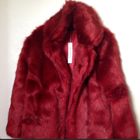 Very Trendy Beijiatu Faux Fur Coat. New With Tags And Never Worn. Red Fur Coat Aesthetic, Fur Coat Aesthetic, Red Fur Coat, Red Fur, Faux Fur Jacket, Faux Fur Coat, Fur Jacket, Lady In Red, Fur Coat