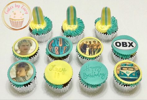 Outer Banks Cupcakes, Obx Outer Banks Party Ideas, Outer Banks Watch Party, Obx Themed Birthday Party, Outer Banks Birthday Party Decorations, Outer Banks Cookies, Outer Banks Cake Ideas, Outerbanks Birthday Theme, Obx Outer Banks Birthday Party