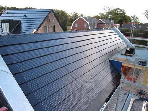 Solar Panel Roof, Solar Roof Tiles, Solar Panels Roof, Solar Energy Diy, Solar Power Panels, Solar Energy Panels, Solar Roof, Best Solar Panels, Photovoltaic Panels