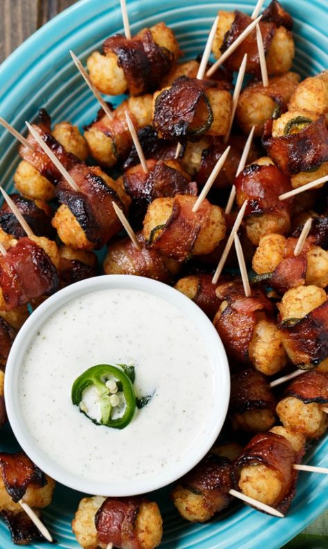 mini-skewers-spicysouthernkitchen-lg Mini Antipasti, Horderves Appetizers, Jalapeno Bacon, Memorial Day Party, Ranch Dipping Sauce, Skewer Appetizers, Spicy Appetizers, Light Appetizers, Stuffed Jalapenos With Bacon