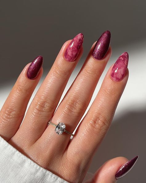 Plum marble nails 🥹🍇✨ swipe left for tutorial👀 ring @nadrijewelry *gifted products #nailart #nailsofinstagram #marblenails #naildesign #nailinspo #nailideas #prettynails #cutenails #nailpolish Plum Marble Nails, Plum Nails With Design Fall, Sugar Plum Nails, Fall Marble Nails, Berry Nails, Plum Nails, Acrylic Press On Nails, Nails Winter, Winter Nail